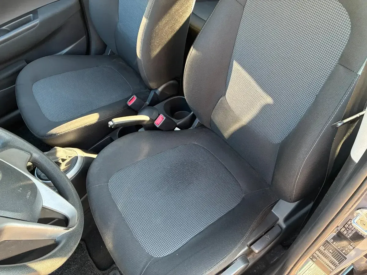 Gebraucht Hyundai i20 86 PS (63 kW) 2013 Blau Kleinwagen