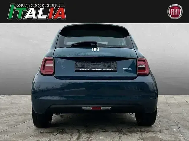 Gebraucht Fiat 500e Icon 86 kW (118 PS) 2022 Grün Kleinwagen