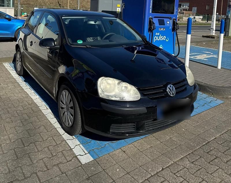 Gebraucht VW Golf IV 75 PS (55 kW) 2004 Schwarz Limousine