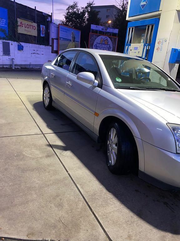 Gebraucht Opel Vectra Elegance 147 PS (108 kW) 2003 Silber Limousine