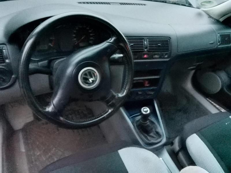 Usata VW Golf IV 75 CV (55 kW) 2000 Blu Utilitaria