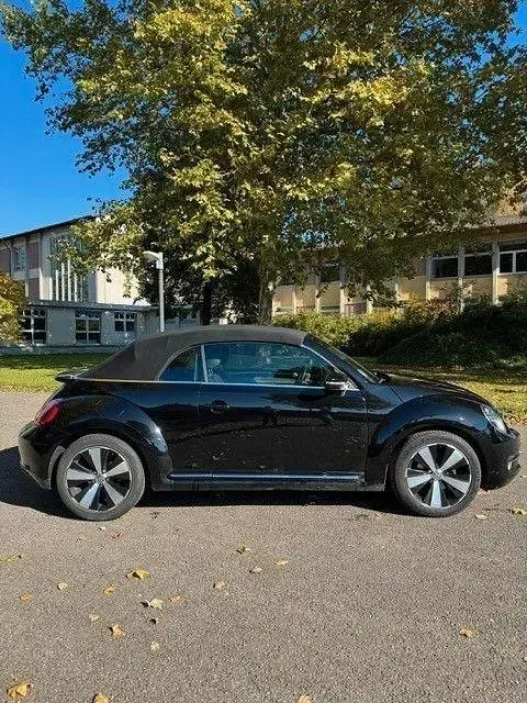 Gebraucht VW Beetle Allstar 105 PS (77 kW) 2016 Schwarz Kleinwagen
