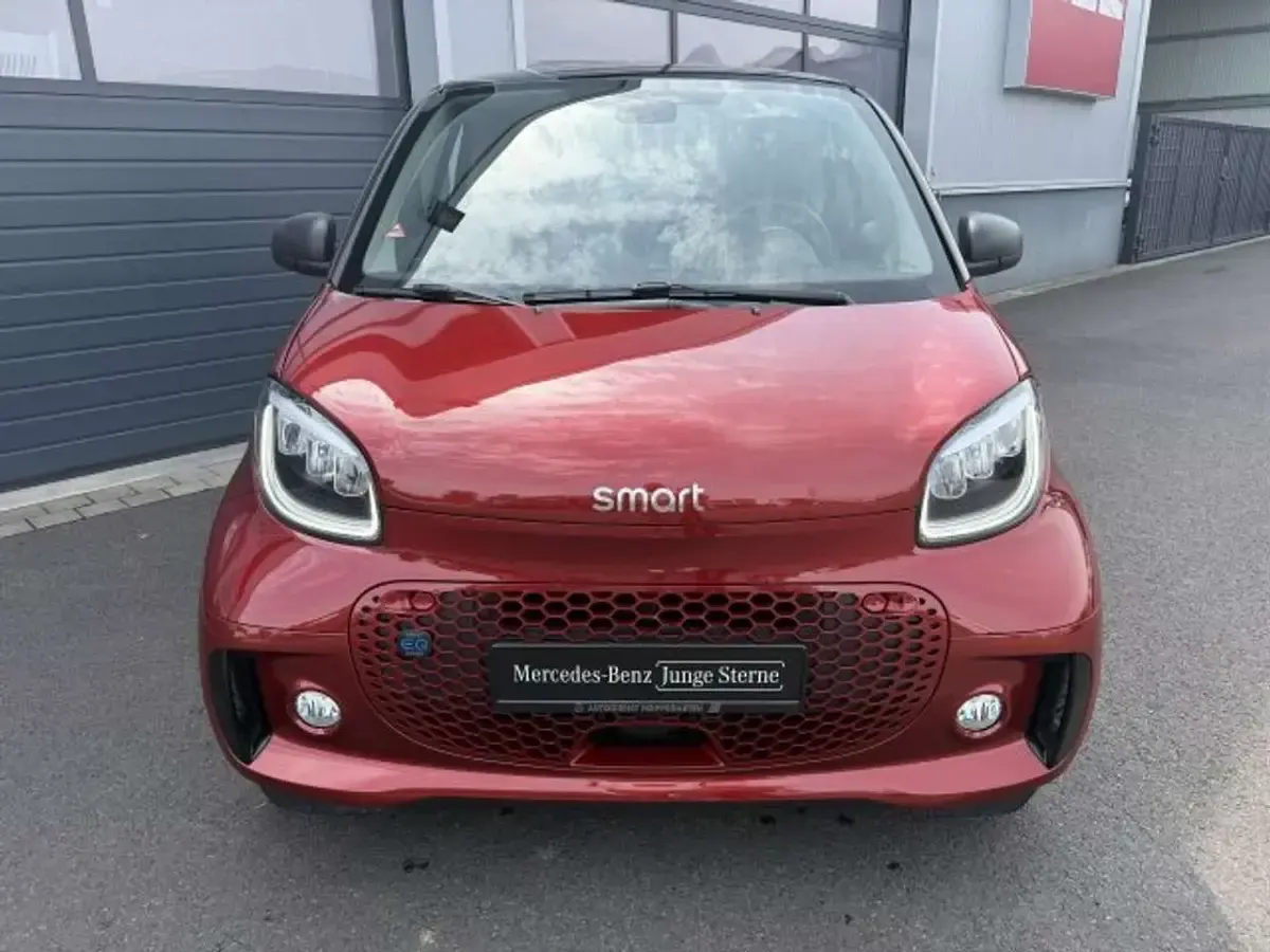 Gebraucht Smart ForTwo Coupé Exclusive 60 kW (82 PS) 2024 Carmine red Kleinwagen