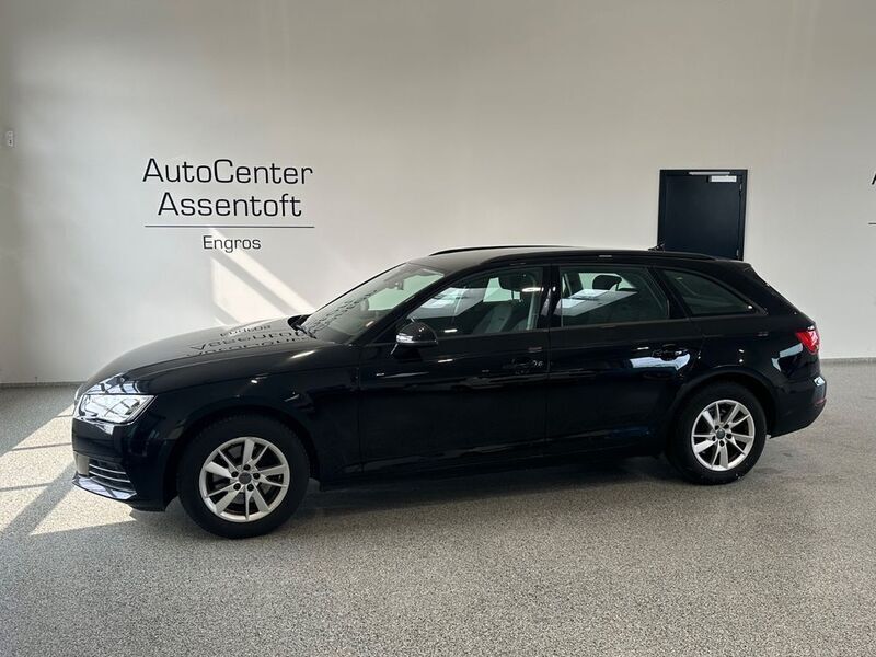 Schwarz Gebraucht 2016 Audi A4 Kombi | 10.800 € (Superpreis) - Bild 1/3