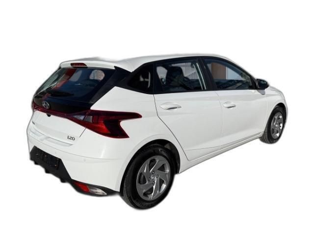 Metallic Gebraucht 2020 Hyundai i20 Essential | 17.200 € (Etwas zu teuer) - Bild 1/4