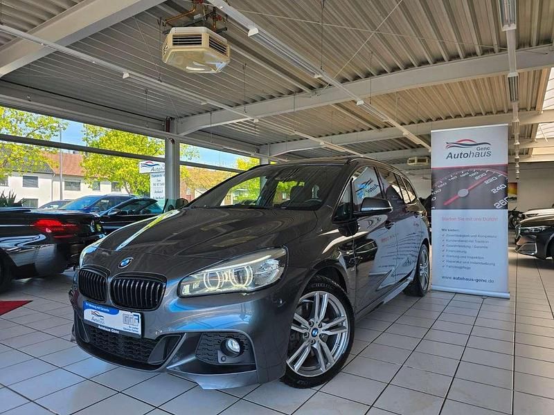 Mineralgrau metallic Gebraucht 2015 BMW 220 M Sport Van / Kleinbus | 19.900 € (Etwas zu teuer) - Bild 1/4