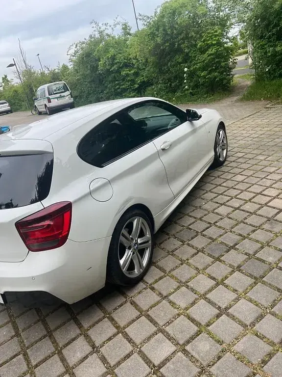 Gebraucht BMW 116 M Sport 116 PS (85 kW) 2014 Weiß Kleinwagen