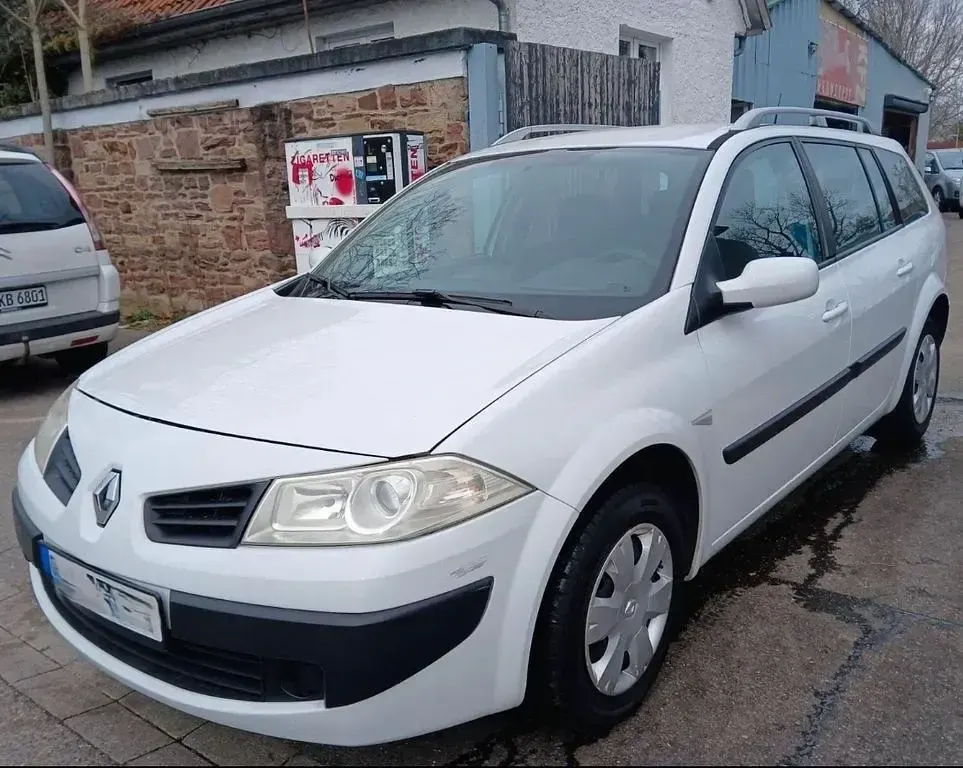 Occasion Renault Mégane Authentique 98 ch (72 kW) 2007 Blanc Berline