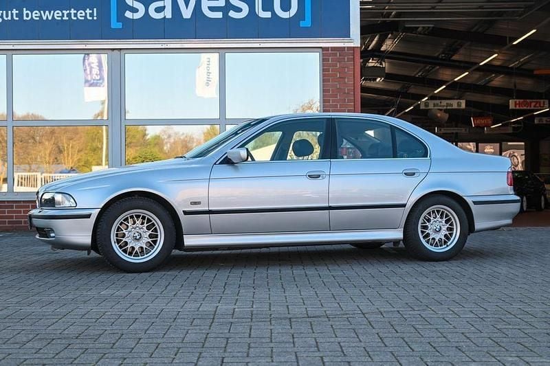 Second-hand BMW 528 193 CP (141 kW) 1999 Argintiu Berlinǎ