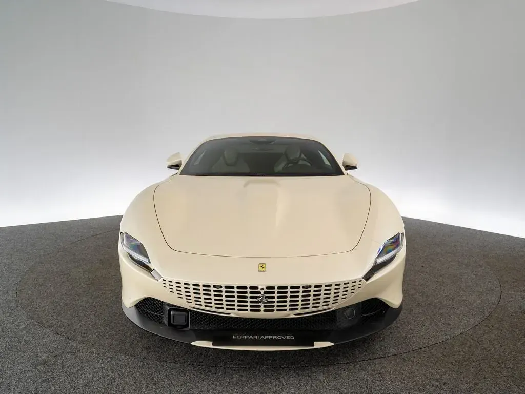Gebraucht Ferrari Roma 620 PS (456 kW) 2022 Glossy sabbia del deserto Coupé