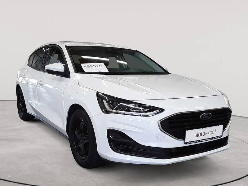 Frozen white Gebraucht 2022 Ford Focus Cool & Connect Limousine | 14.990 € (Guter Preis) - Bild 1/4