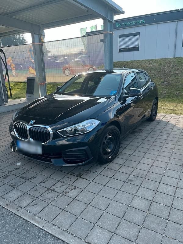 Gebraucht BMW 118 150 PS (110 kW) 2020 Schwarz Kleinwagen