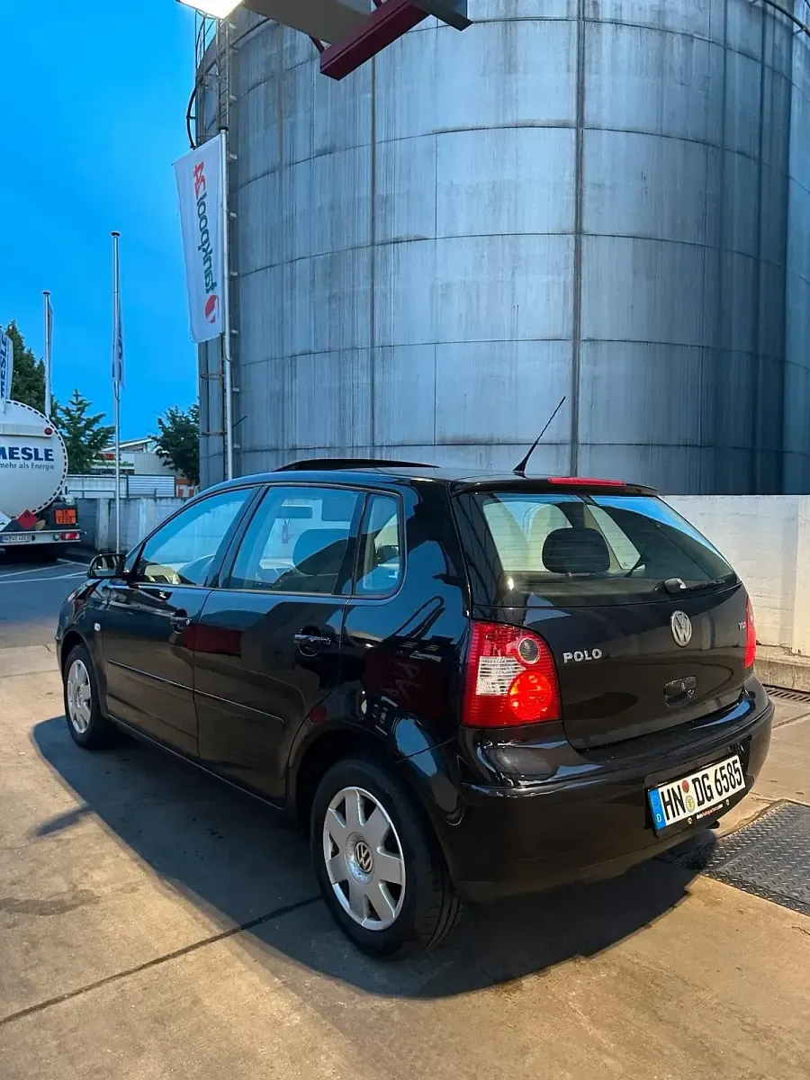 Gebraucht VW Polo 101 PS (74 kW) 2003 Schwarz Kleinwagen