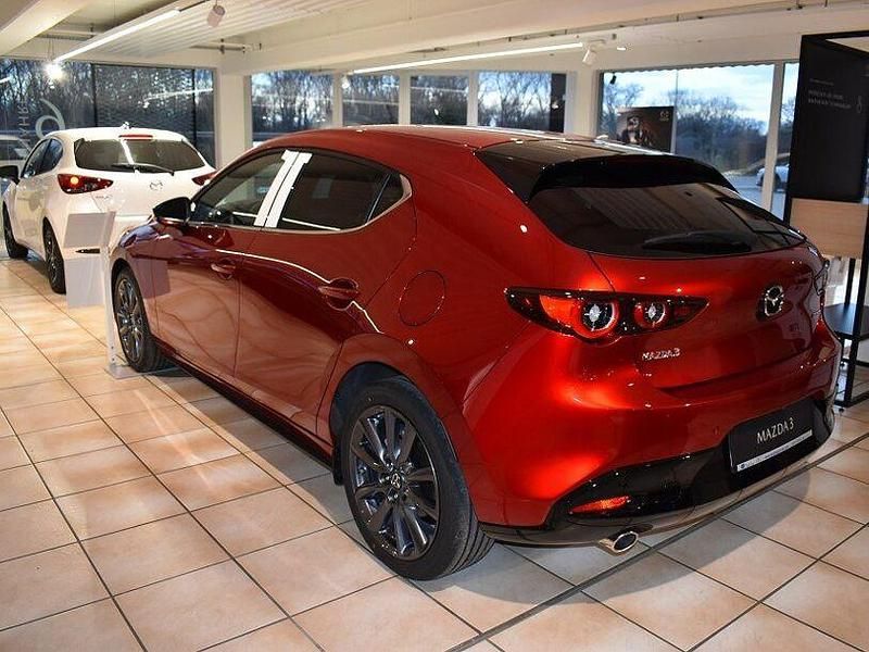 Neu Mazda 3 Center-Line 140 PS (102 kW) 2025 Soul red crystal m Limousine