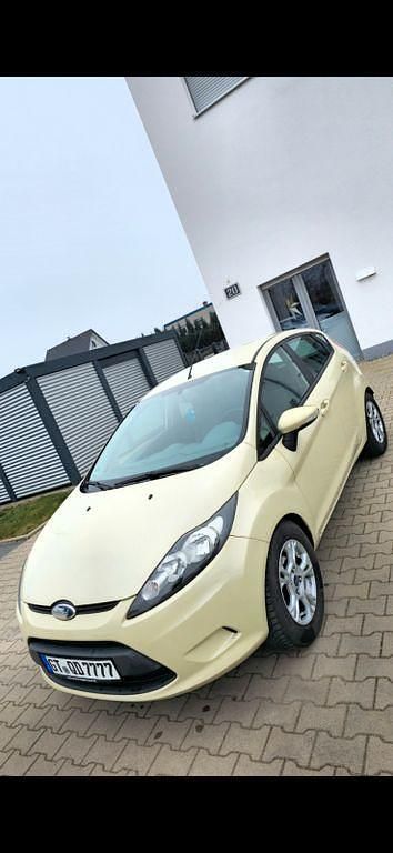 Gebraucht Ford Fiesta Titanium 120 PS (88 kW) 2009 Gelb Limousine