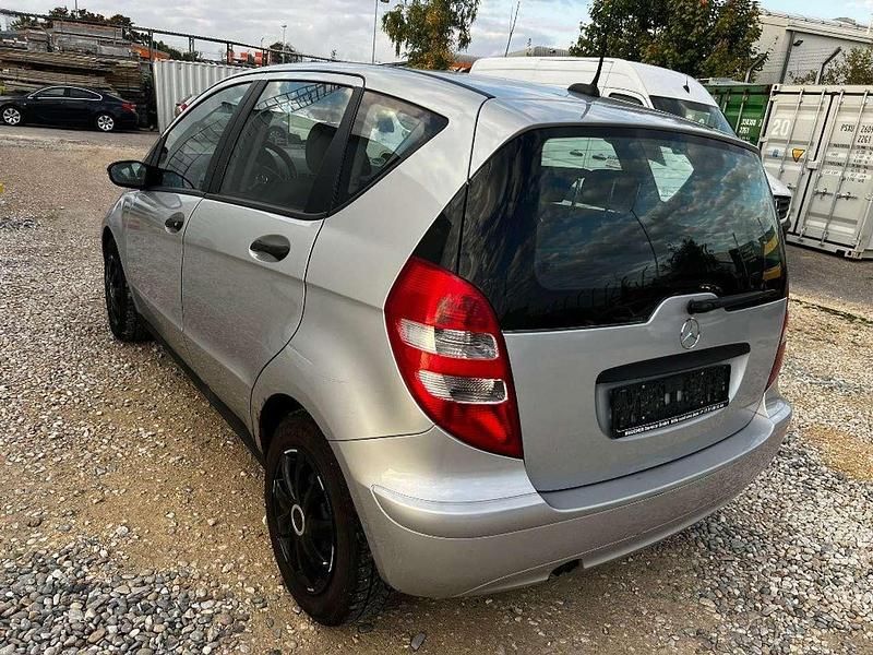 Gebraucht Mercedes A150 95 PS (69 kW) 2005 Polarsilber  metalliclack Kleinwagen