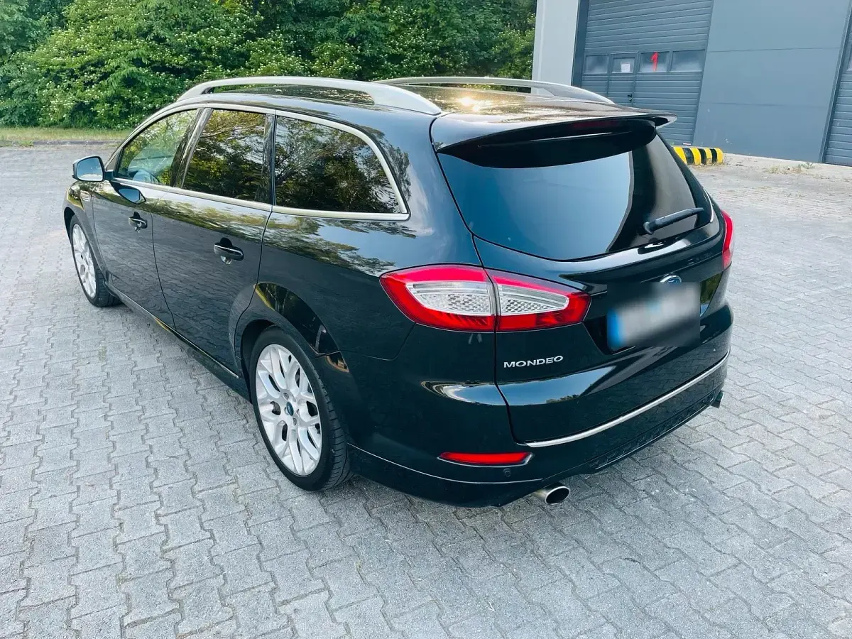 Gebraucht Ford Mondeo 240 PS (176 kW) 2011 Schwarz Kombi