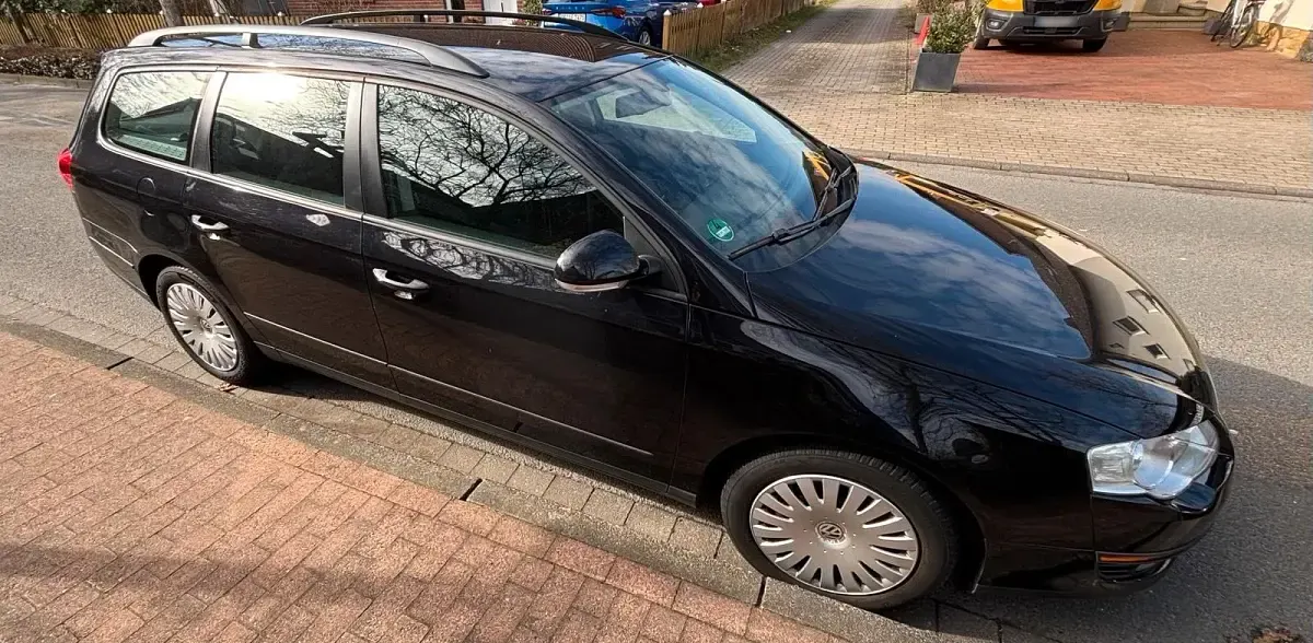 Usata VW Passat 140 CV (102 kW) 2010 Nero Station wagon
