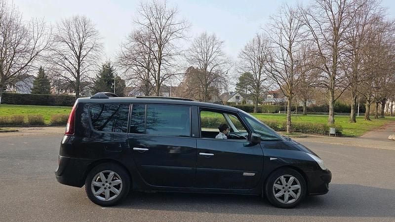 Gebraucht Renault Grand Espace 173 PS (127 kW) 2012 Schwarz Van / Kleinbus