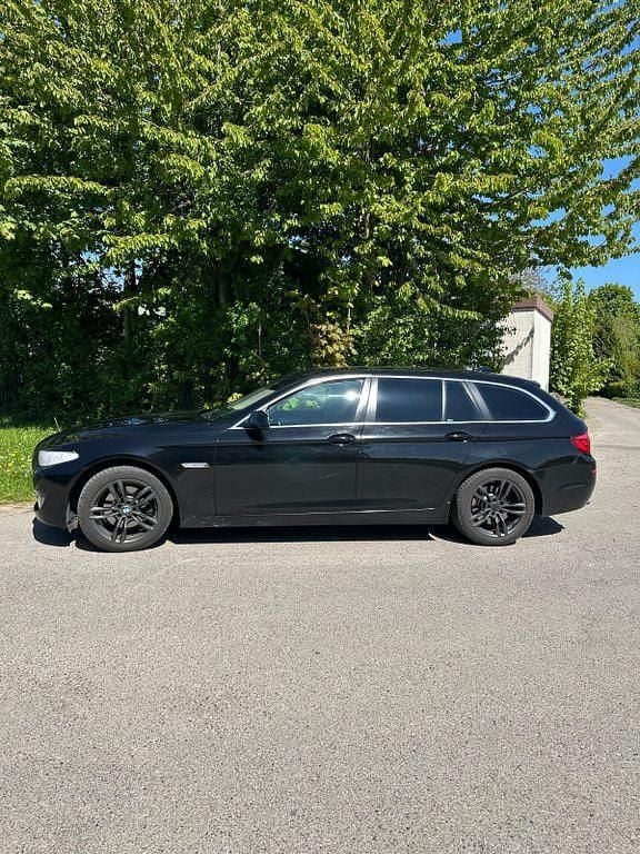 Second-hand BMW 520 184 CP (135 kW) 2012 Bej Berlinǎ