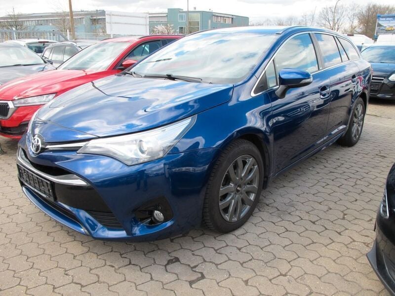 Blau Gebraucht 2017 Toyota Avensis Edition-S Kombi | 9.999 € (Fairer Preis) - Bild 1/4