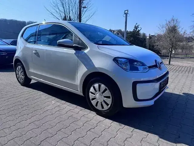 Second-hand VW up! 65 CP (47 kW) 2022 Alb Hatchback