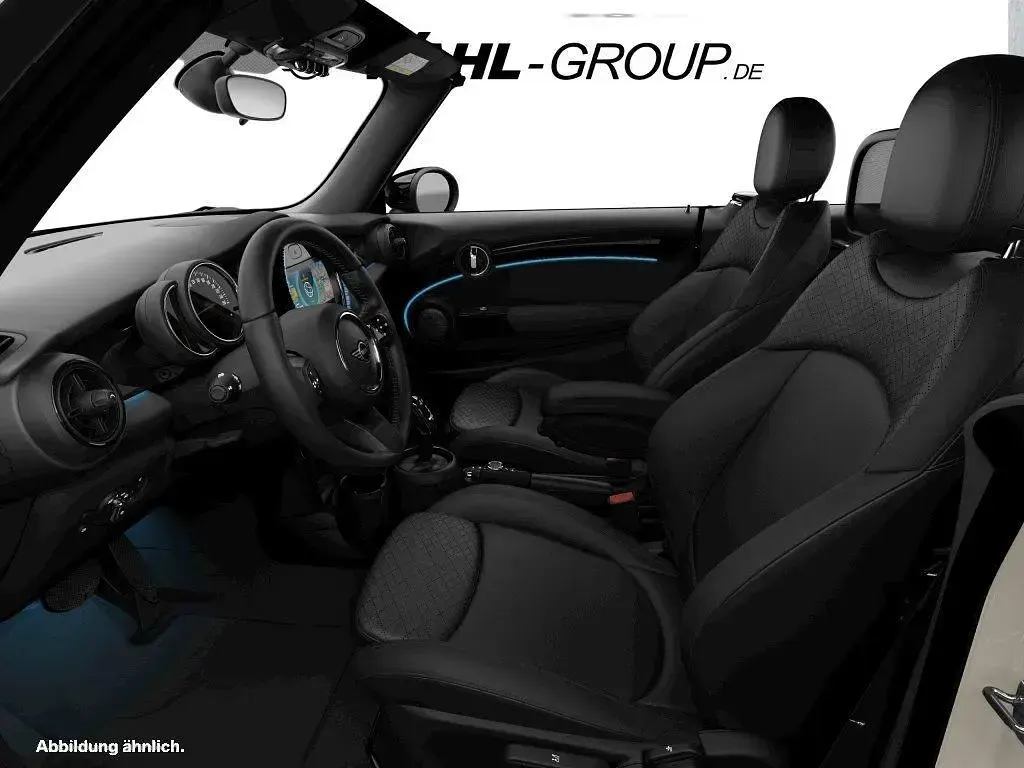 Gebraucht Mini Cooper Classic 136 PS (100 kW) 2023 Weiß Kleinwagen