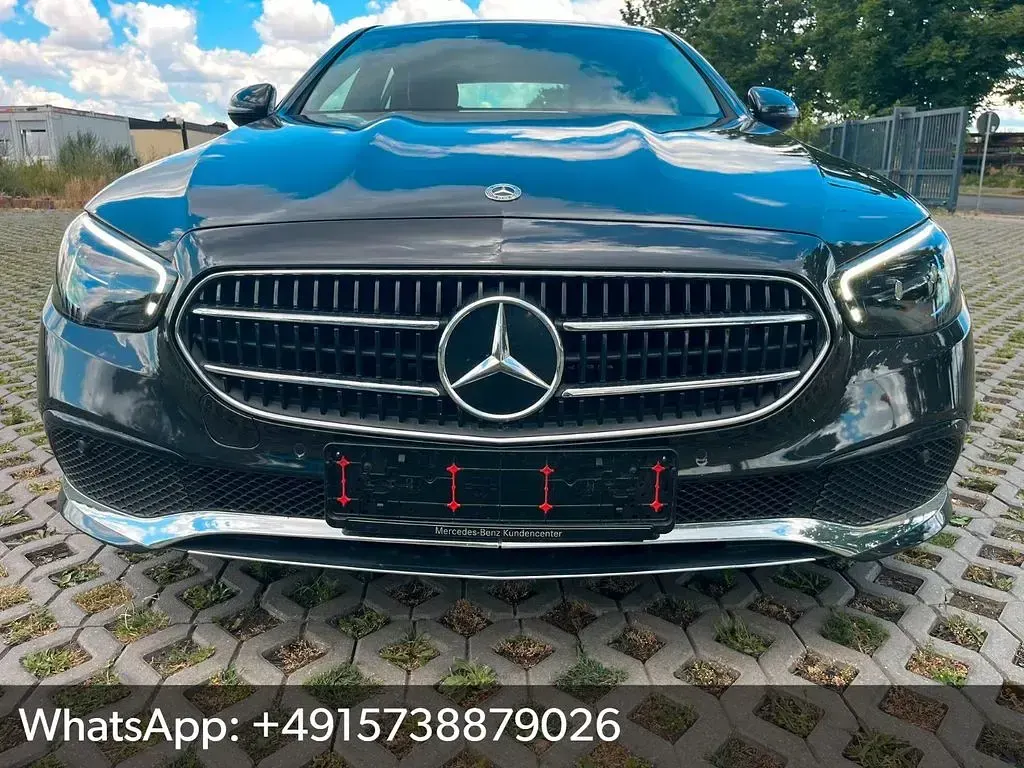 Gebraucht Mercedes E220 194 PS (142 kW) 2021 Grau Limousine