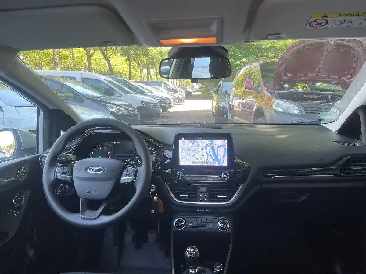 Gebraucht Ford Fiesta Cool & Connect 101 PS (74 kW) 2019 Silber Kleinwagen