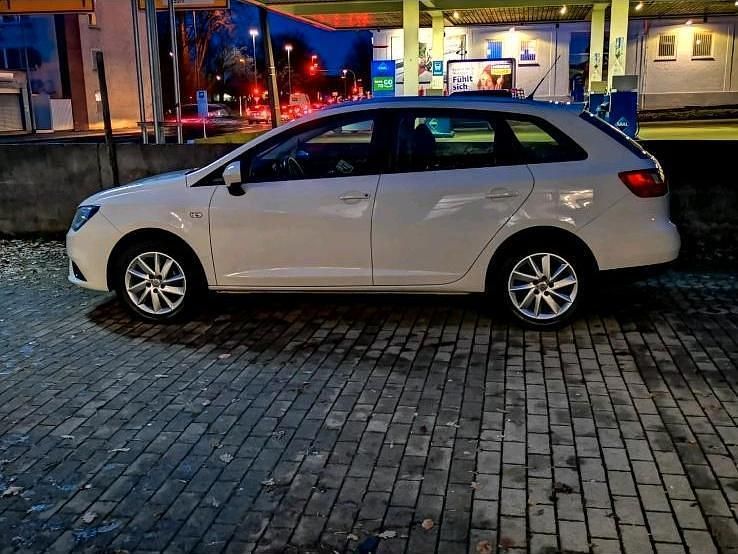 Gebraucht Seat Ibiza ST 90 PS (66 kW) 2012 Weiß Kombi