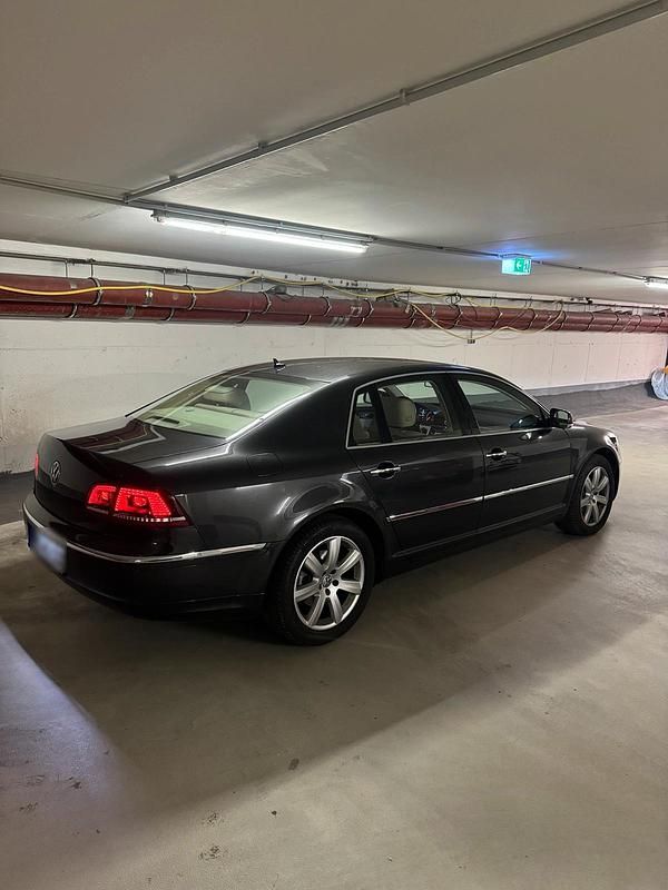 Second-hand VW Phaeton 245 CP (180 kW) 2015 Negru Berlinǎ