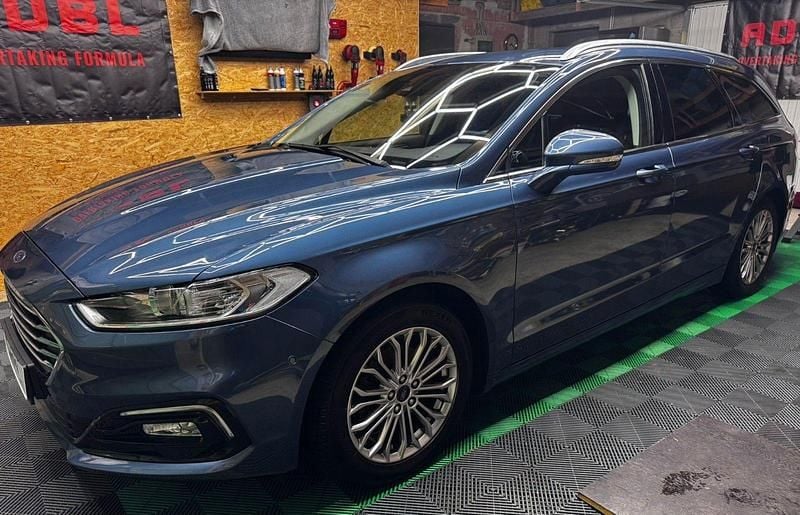 Blau Gebraucht 2020 Ford Mondeo Titanium Kombi | 16.600 € (Fairer Preis) - Bild 1/4