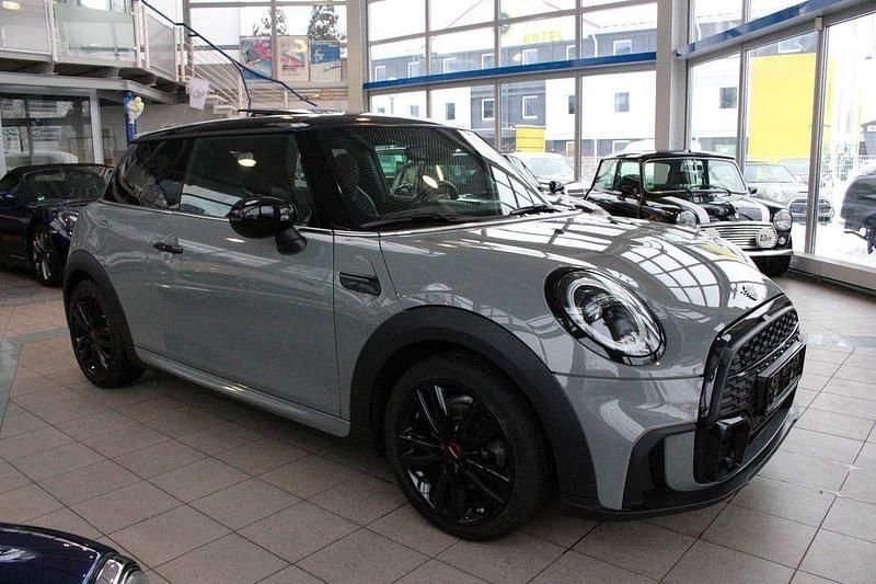 Gebraucht Mini John Cooper Works 136 PS (100 kW) 2021 Grau Kleinwagen