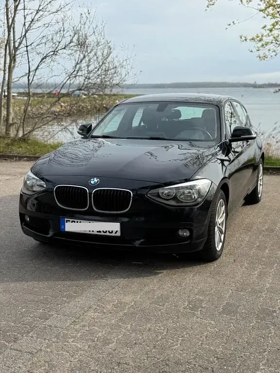 Second-hand BMW 114 102 CP (75 kW) 2014 Negru Hatchback