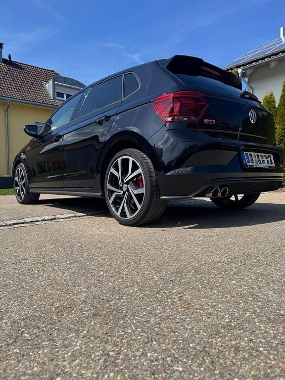 Second-hand VW Polo GTI 200 CP (147 kW) 2019 Negru Hatchback