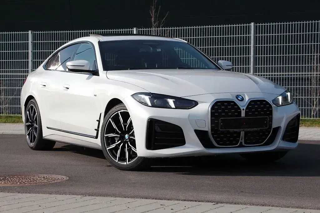 Gebraucht BMW 430 M Sport 245 PS (180 kW) 2025 Weiß Coupé