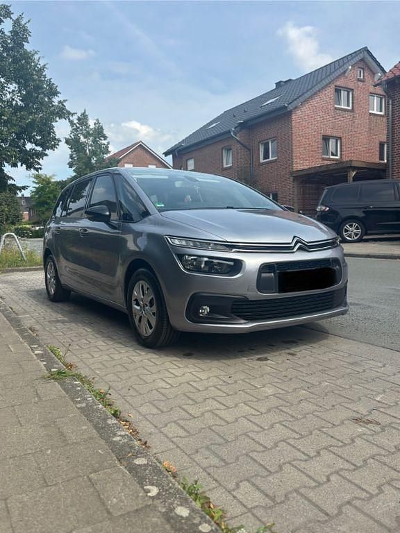 Grau Gebraucht 2021 Citroën C4 SpaceTourer Start Van / Kleinbus | 21.500 € (Teuer) - Bild 1/4