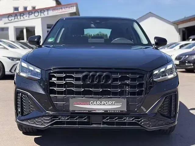 Gebraucht Audi Q2 S-Line 190 PS (139 kW) 2023 Schwarz SUV