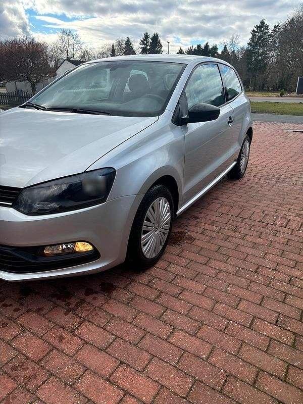 Gebraucht VW Polo 75 PS (55 kW) 2015 Silber Kleinwagen