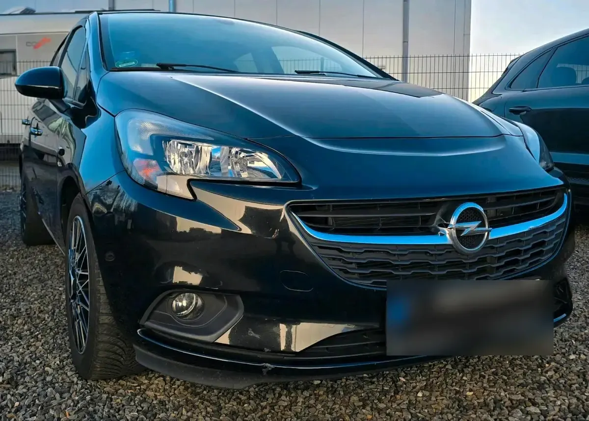 Gebraucht Opel Corsa drive 90 PS (66 kW) 2016 Schwarz Kleinwagen