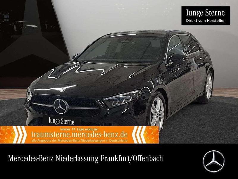 Schwarz Gebraucht 2024 Mercedes A200 Advanced Limousine | 29.890 € (Fairer Preis) - Bild 1/3