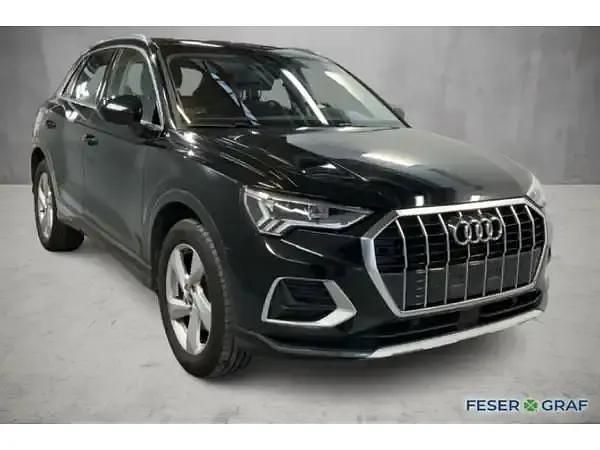 Gebraucht Audi Q3 Advanced 150 PS (110 kW) 2023 Mythosschwarz metallic SUV