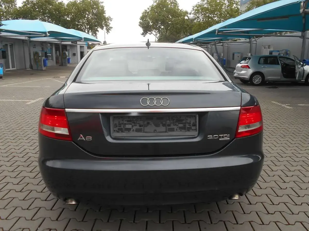 Gebraucht Audi A6 232 PS (170 kW) 2007 Austerngrau metallic Limousine