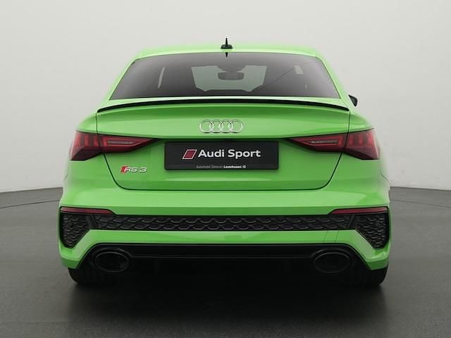 Gebraucht Audi RS3 Ambiente 400 PS (294 kW) 2022 Kyalamigrün Limousine