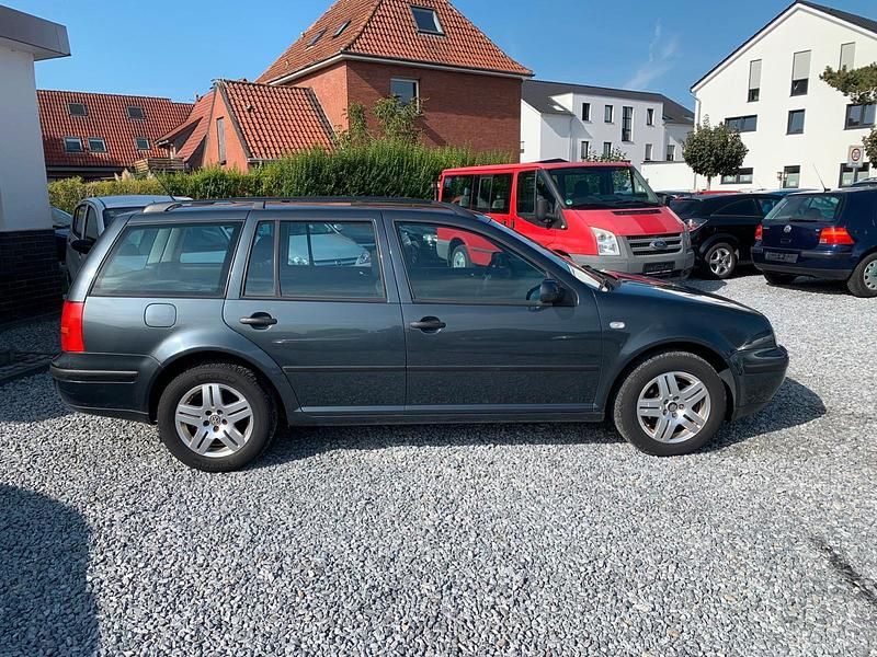 Gebraucht VW Golf IV 100 PS (73 kW) 2002 Grau Kombi