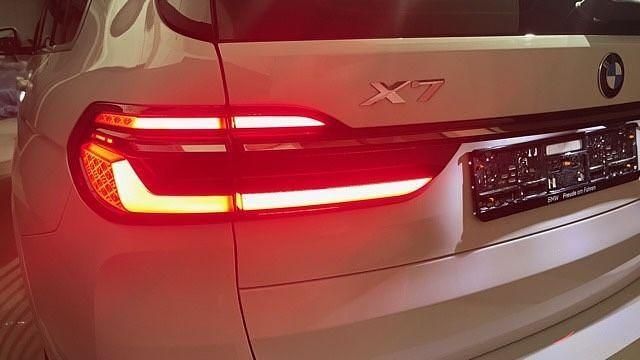 Gebraucht BMW X7 340 PS (250 kW) 2022 Weiß SUV