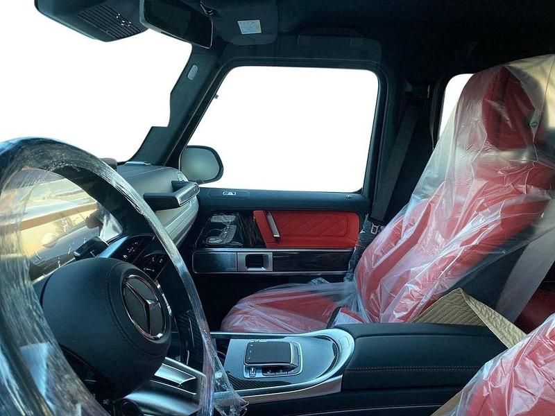 Weiß Neu 2025 Mercedes G63 AMG AMG SUV | 249.850 € (Fairer Preis) - Bild 1/4