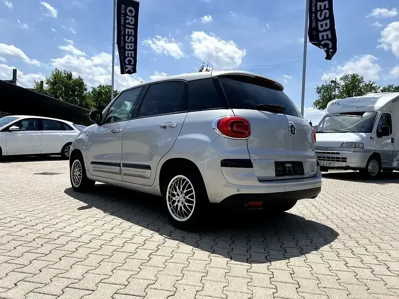 Gebraucht Fiat 500L 95 PS (69 kW) 2019 Silbergrau metalic Van / Kleinbus