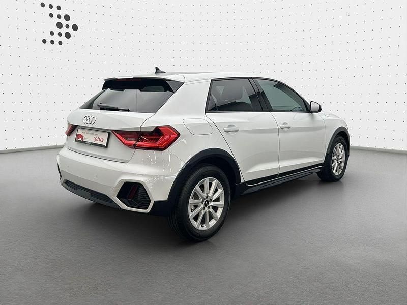 Gebraucht Audi A1 S-Line 116 PS (85 kW) 2025 Gletscherweiß metallic Limousine