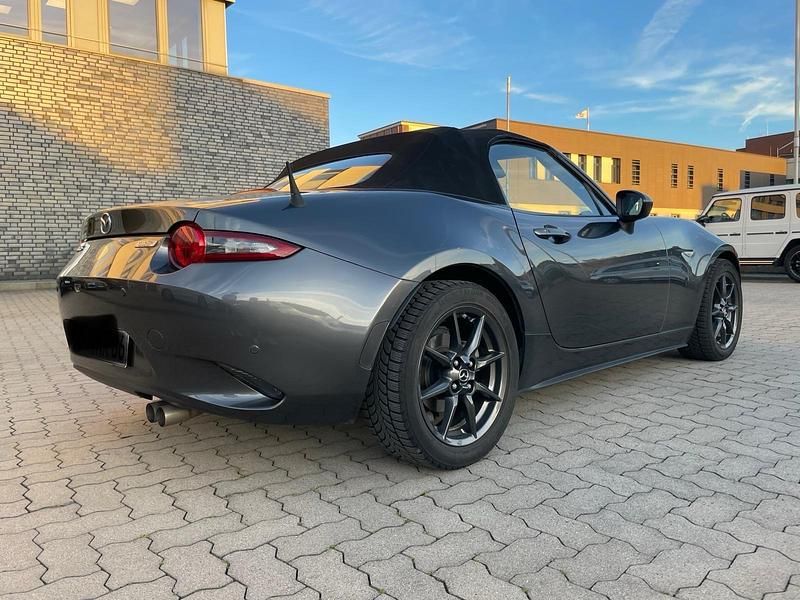 Gebraucht Mazda MX5 131 PS (96 kW) 2018 Grau Cabrio